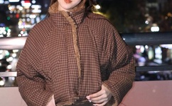 宝贝腿打开一点就能吃扇贝是